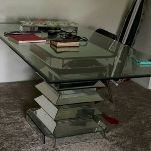 A glass square table base 200$